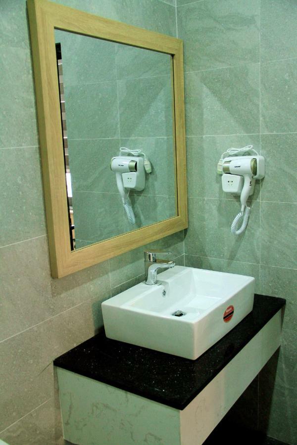 Ruby Luxury Hotel Quy Nhon Exteriör bild